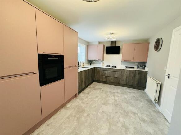Kitchen Diner