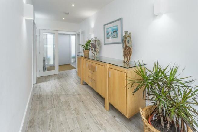 Hallway-2-PRINT.jpg