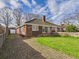 27, Swains Road, Tadley RG26 4LZ