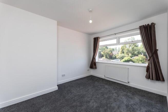 4 bed Semi-Detached for sale Image 12
