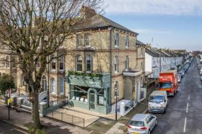 Top Flat, 50, Goldstone Villas, Hove BN3 3RS