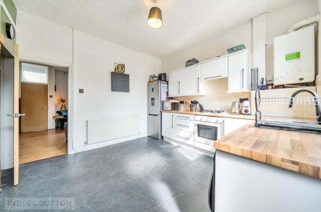 2 bed Terraced for sale Image 7