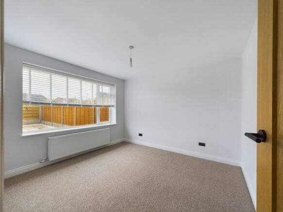 2 bed Bungalow to rent Image 10