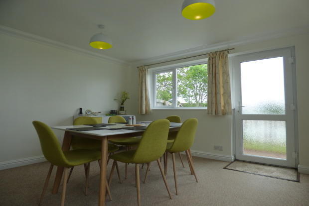 Dining Room/Bedroom 4