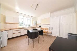 30a, Park Mansions, Vivian Avenue, Hendon, London NW4 3UU