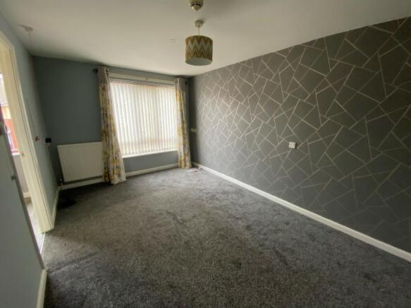 1 bed Retirement Property to rent Image 6