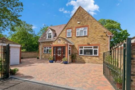 The Fairway, Hanwell, London, W7 3XP