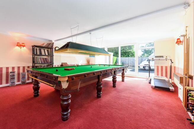 snooker room
