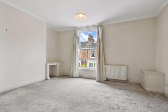 4 bed Terraced for sale Image 8
