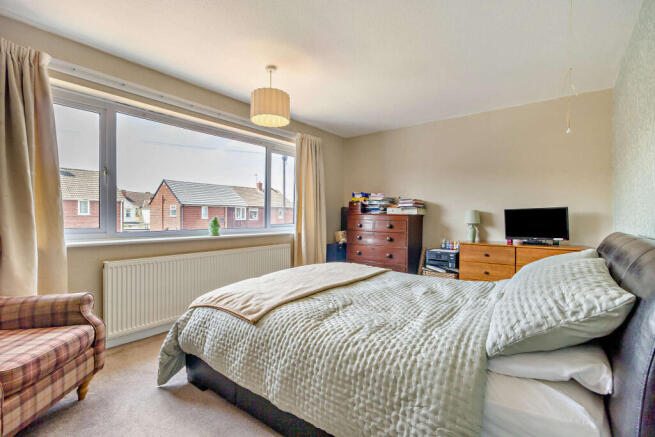 3 bed Semi-Detached for sale Image 10