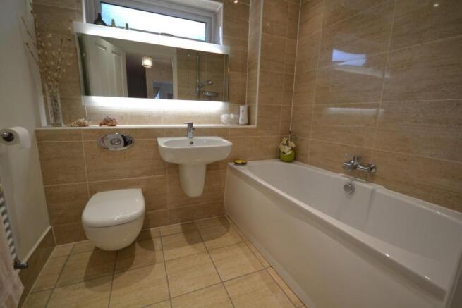 FAMILY BATHROOM