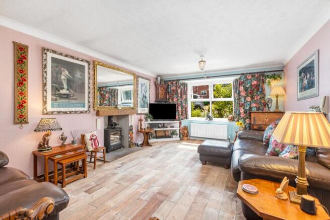 2 bed Detached Bungalow for sale Image 4