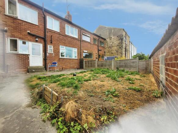3 bed Terraced for sale Image 11