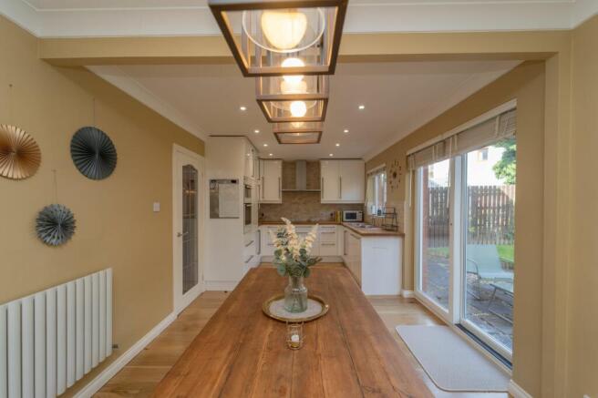 Kitchen/Dining Area