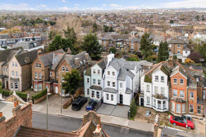701, Finchley Road, London NW2 2JN