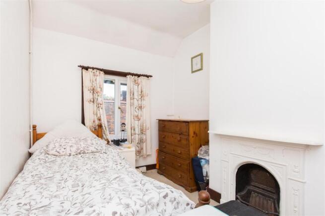 14 Neville Road-19.jpg