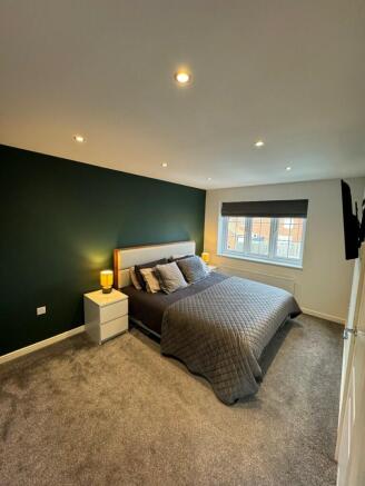 3 bed Detached to rent Image 12
