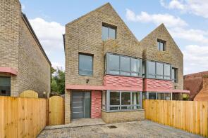 24, Beech Road, Norbury, London SW16 4NW