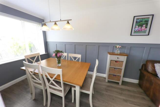 3 bed Semi-Detached for sale Image 7
