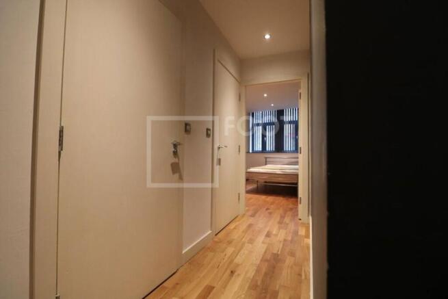 1 bed Apartment to rent Image 10