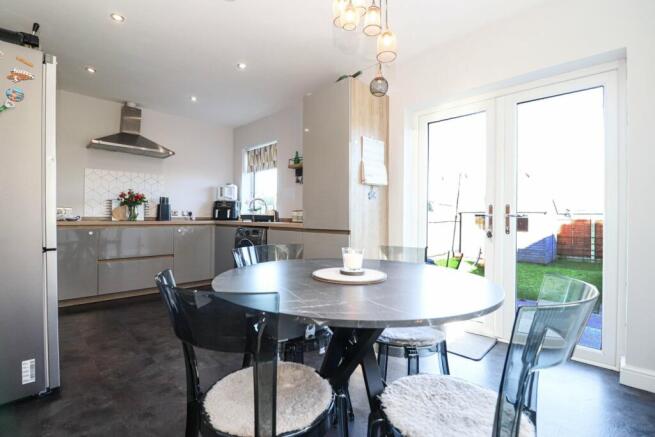 Dining Kitchen
