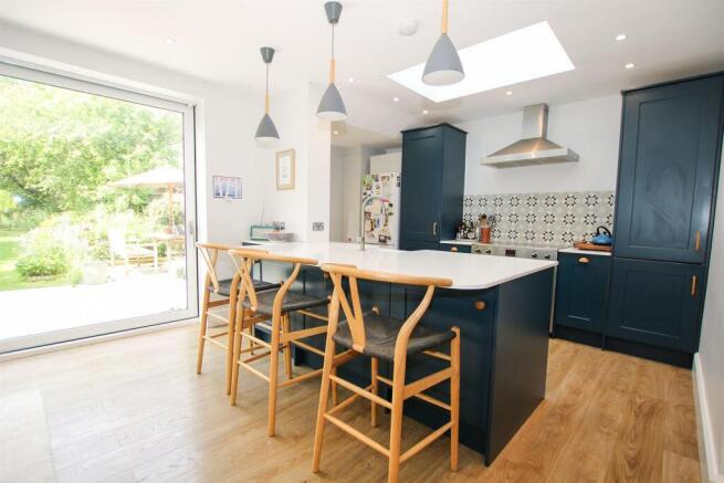 Kitchen 6.jpg