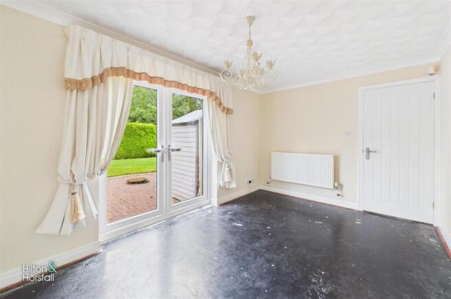 4 bed Detached for sale Image 4