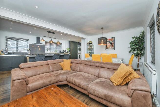 Kitchen Dining Family Room