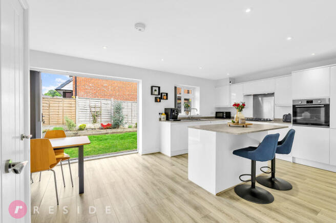 Kitchen / Dining Room