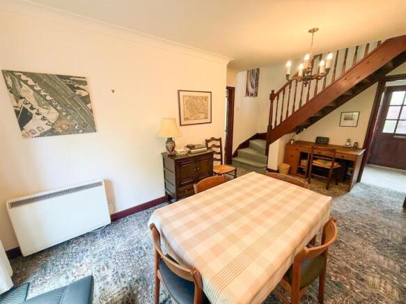 3 bed Semi-Detached for sale Image 4