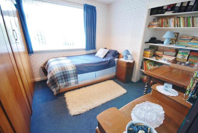 a bed 3.jpg