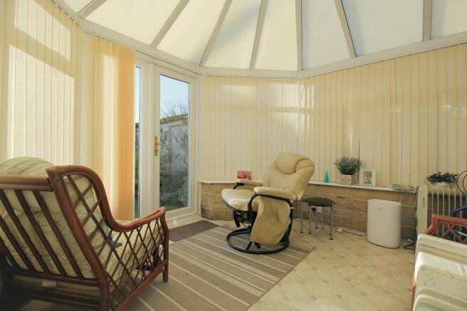 2 bed Bungalow for sale Image 10