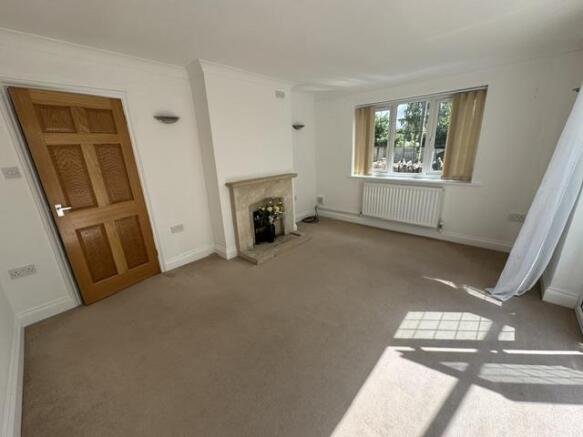 SITTING ROOM