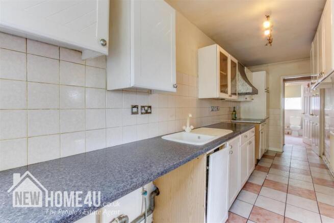 KITCHEN: