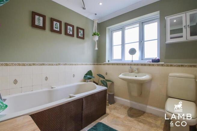 BATHROOM: