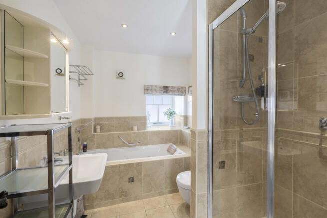 3 bed Semi-Detached for sale Image 11