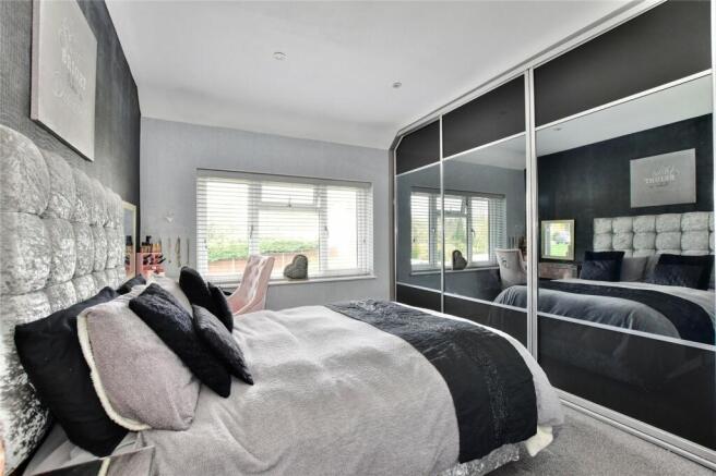 Bedroom 1 - View 2