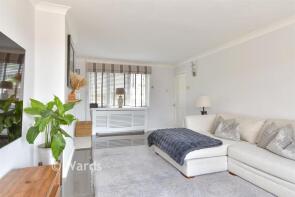 83, St Hildas Way, Gravesend DA12 4AZ