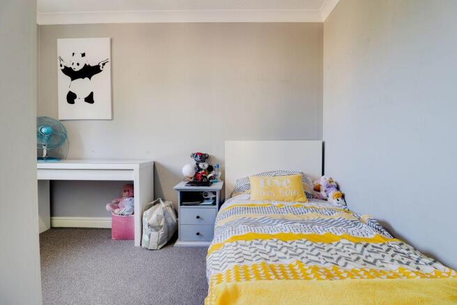 Bedroom 2 (Double)