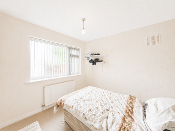 3 bed Detached Bungalow for sale Image 7