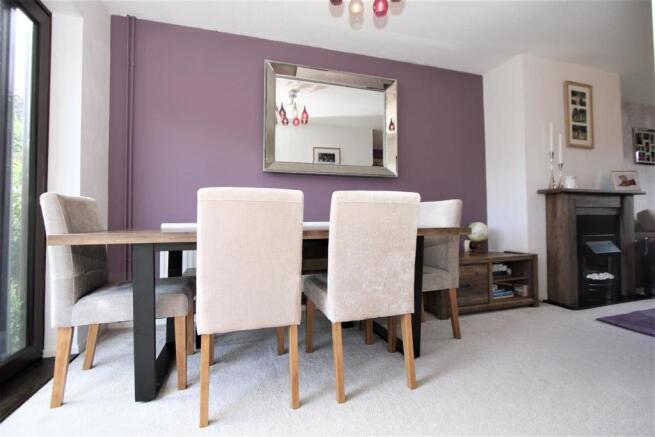 Dining Area.JPG