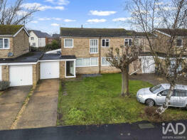 9, Meadow Court, Ely CB6 1JW