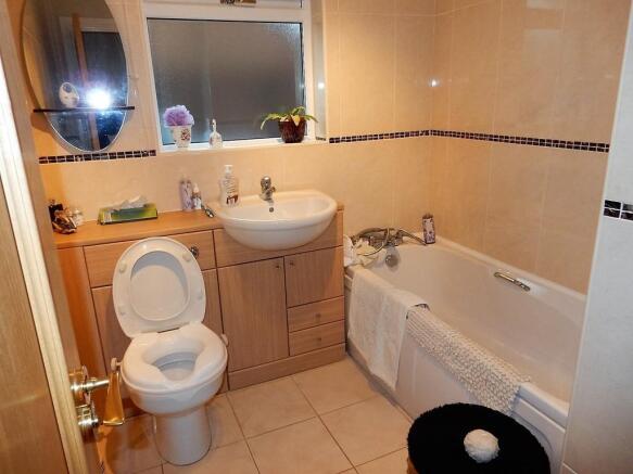 Photo 12