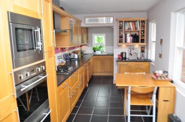 Kitchen/Breakfast Rm