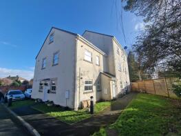 10, The Lawns, Church Road, Bristol BS37 5AB