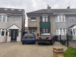 Jaycroft, High Road, Laindon, Basildon SS15 6BN