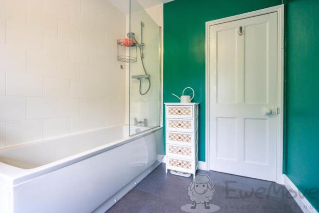 First Floor Bathroom