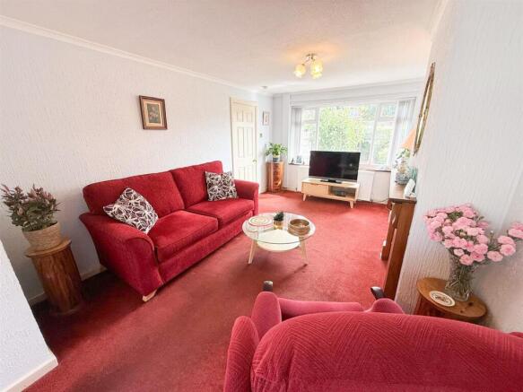 Open Plan Sitting & Dining Room