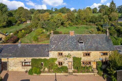 Wappenham Road, Helmdon, Brackley, Northamptonshire, NN13