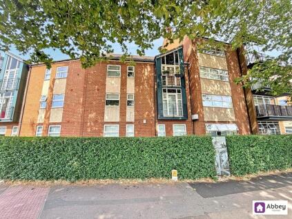 Montvale Gardens, Leicester, LE4